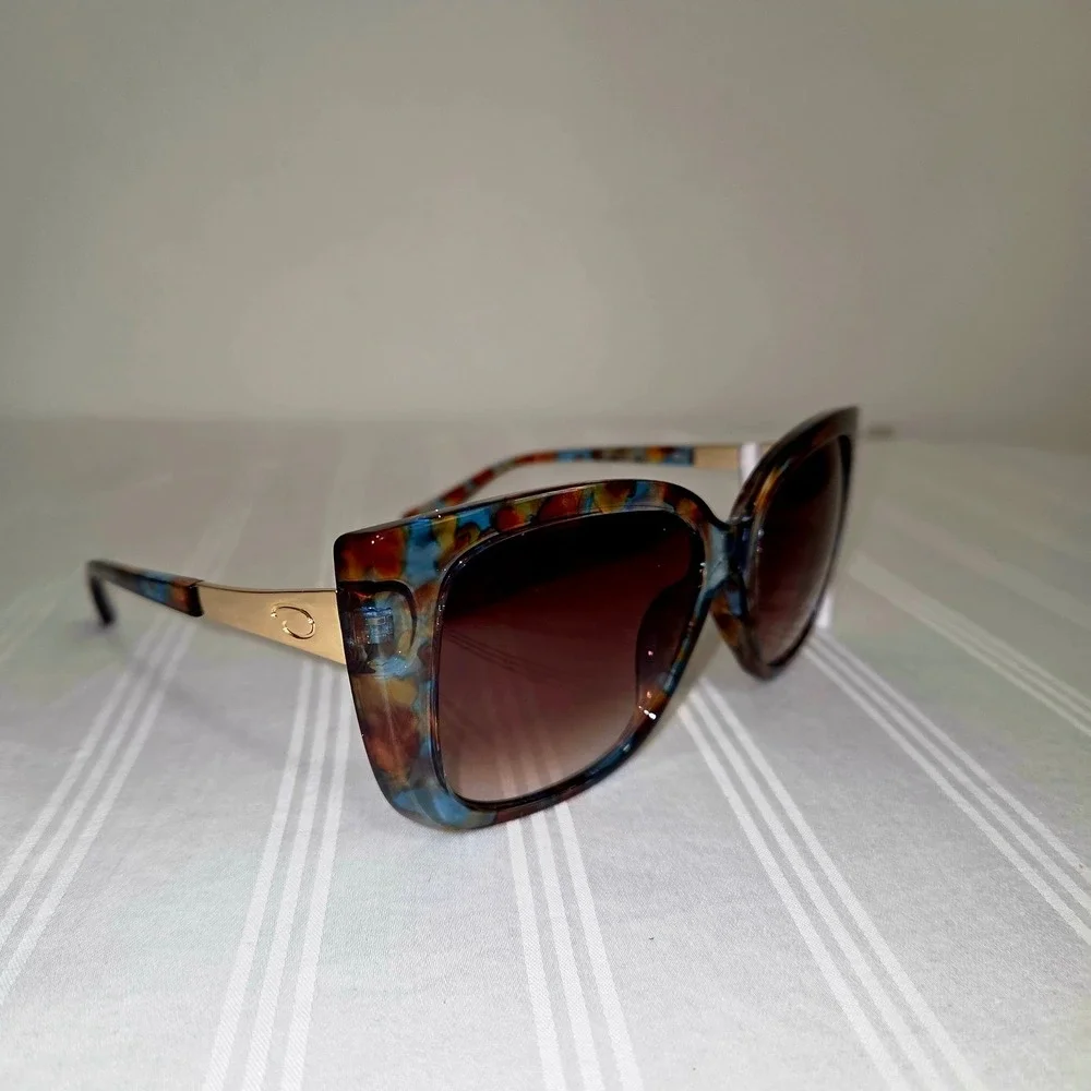 Oscar de la Renta Oversized Square Sunglasses Blue Tortoise UV Protection Women